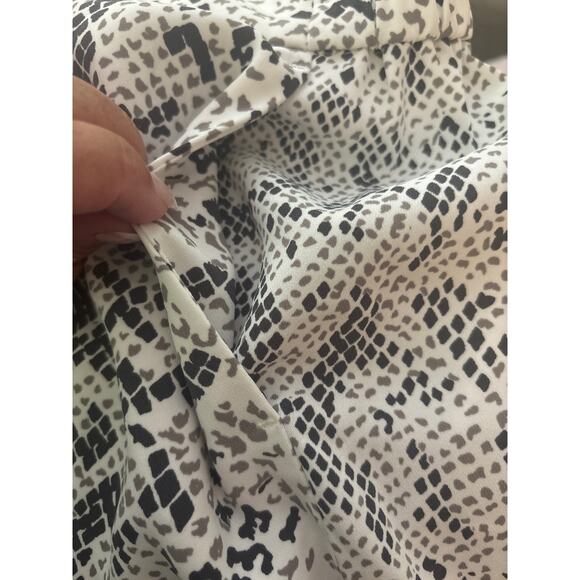 J. Crew Jamie Pant Womans 12 Pull on Reptile Print Flat Front Comfort Contempory - Picture 10 of 11